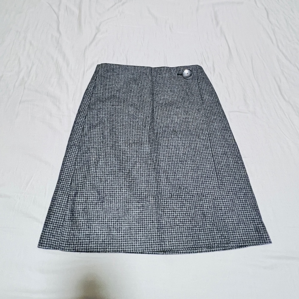 Women wool mini skirt